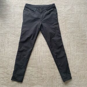 Lululemon Men’s ABC Slim-Fit 5-Pocket Pant in a Tech Canvas Fabric